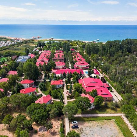 בוסטרי Talisman Village Hotel מראה חיצוני תמונה