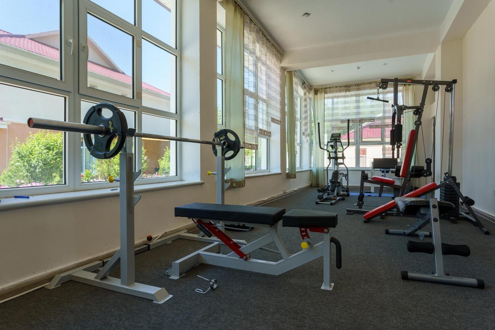בוסטרי Talisman Village Hotel מראה חיצוני תמונה